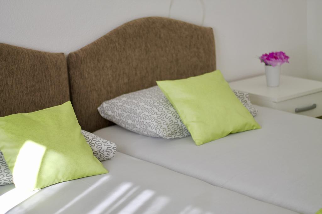 Apartments Villa Milna 1 Будва Екстер'єр фото