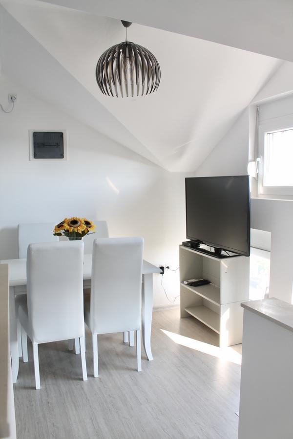 Apartments Villa Milna 1 Будва Екстер'єр фото